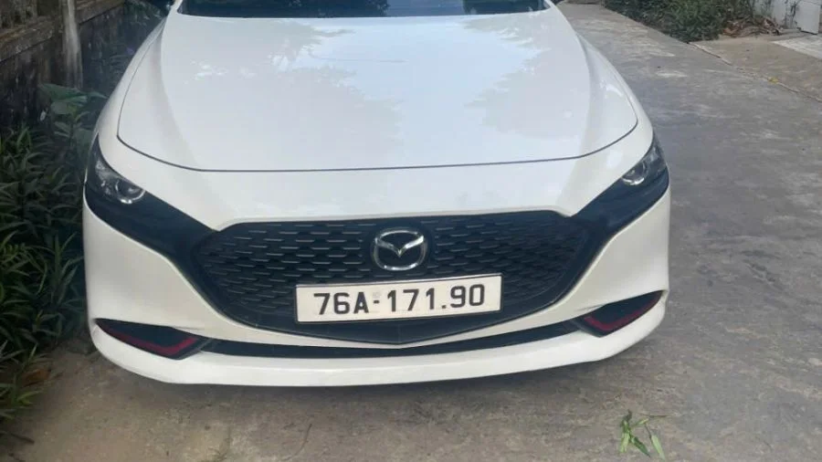 Thuê xe tự lái Mazda 2 2022