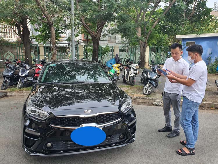 Bạn cần bỏ một khoản tiền đặt cọc khi thuê xe