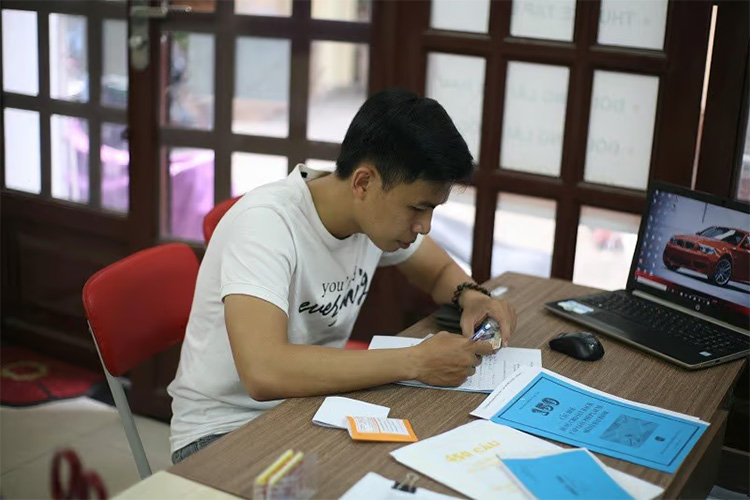 Cần chuẩn bị bộ hồ sơ đầy đủ v&agrave; kh&ocirc;ng được sai s&oacute;t