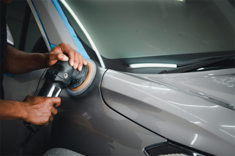 Độ kiểng l&agrave; c&aacute;ch l&agrave;m đẹp xe bằng c&aacute;ch thay đổi đổi h&igrave;nh thức b&ecirc;n ngo&agrave;i