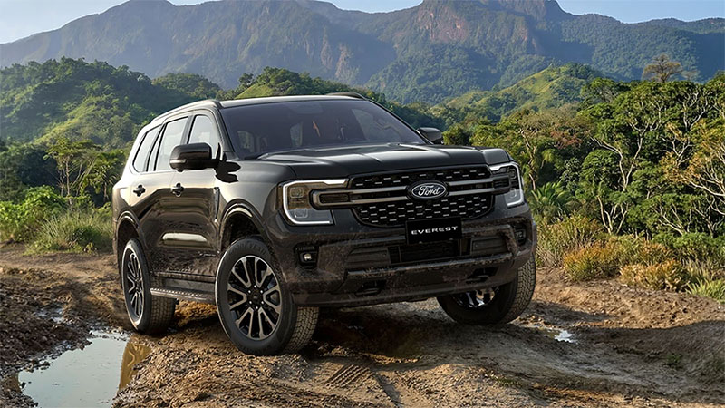 ford-everest-voi-dong-co-manh-me-thach-thuc-moi-dia-hinh