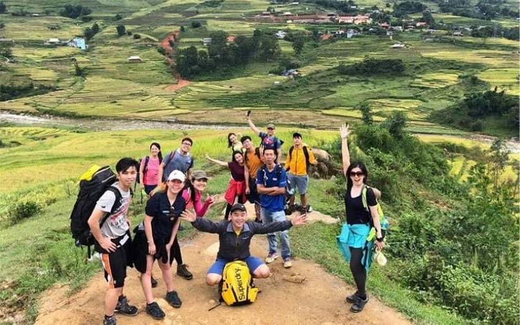 Kh&aacute;m ph&aacute; văn h&oacute;a bản địa tại bản Tả Van Sapa